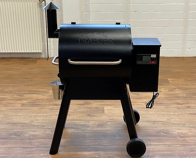 Traeger-Pro-575-Black-Aufbau-3